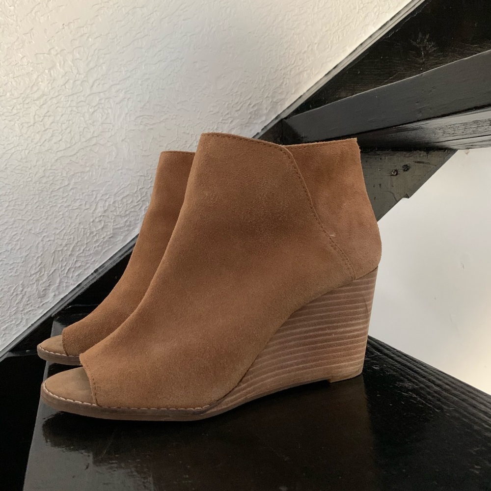 Lucky Brand suede wedges